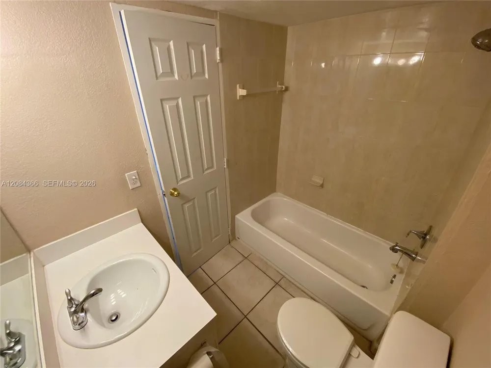 4154 NW 79th Ave #2C Doral, FL 33166
