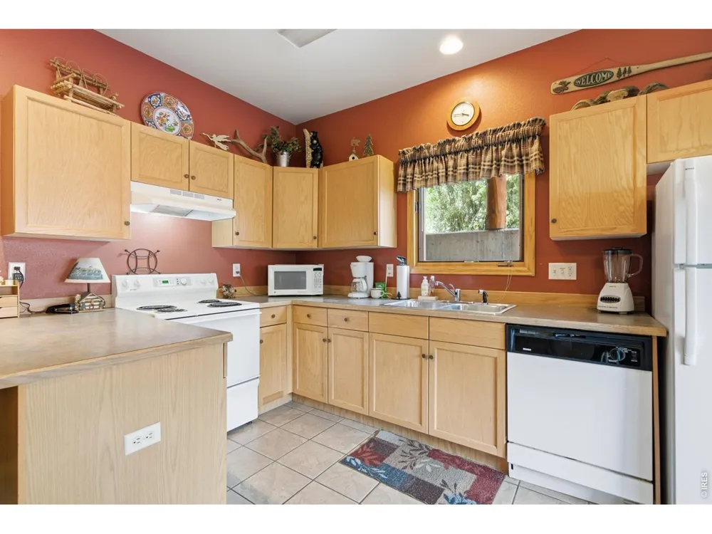 2120 Fall River Road #H Estes Park, CO 80517