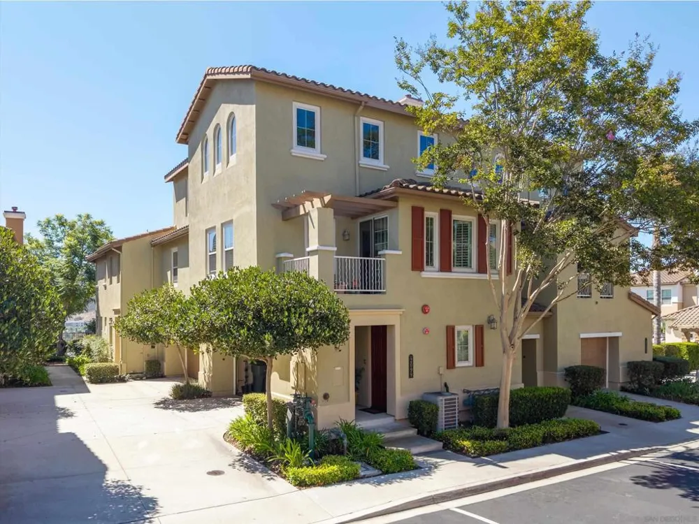 2099 Silverado St San Marcos, CA 92078