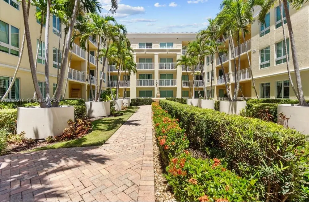 7350 SW 89th St #1506S Miami, FL 33156