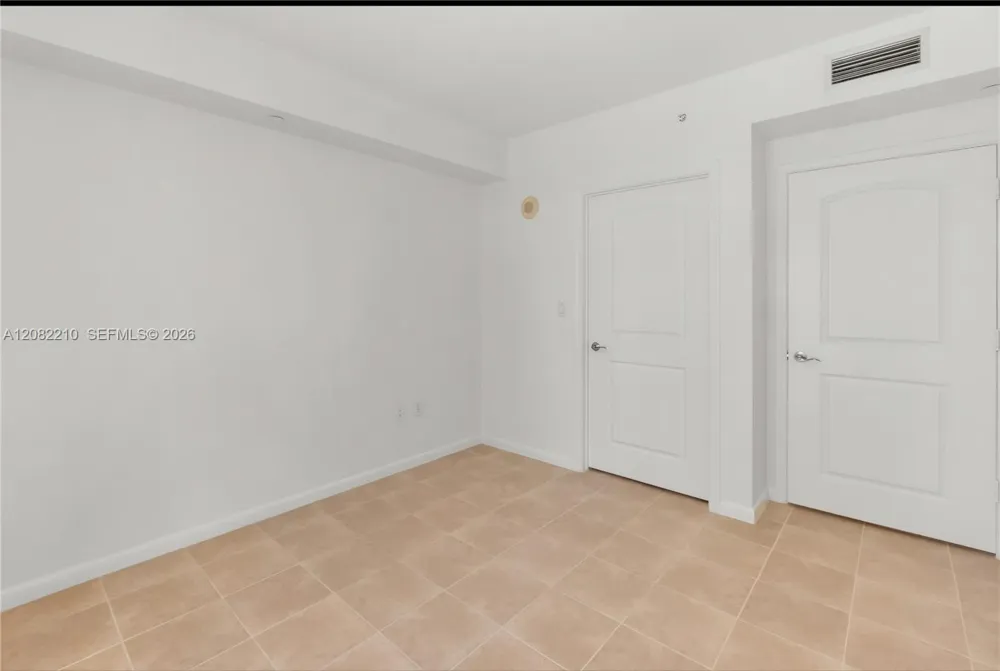 7350 SW 89th St #1506S Miami, FL 33156