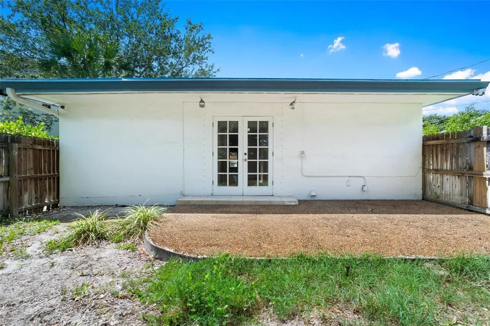 1273 NE 37TH STREET Oakland Park, FL 33334
