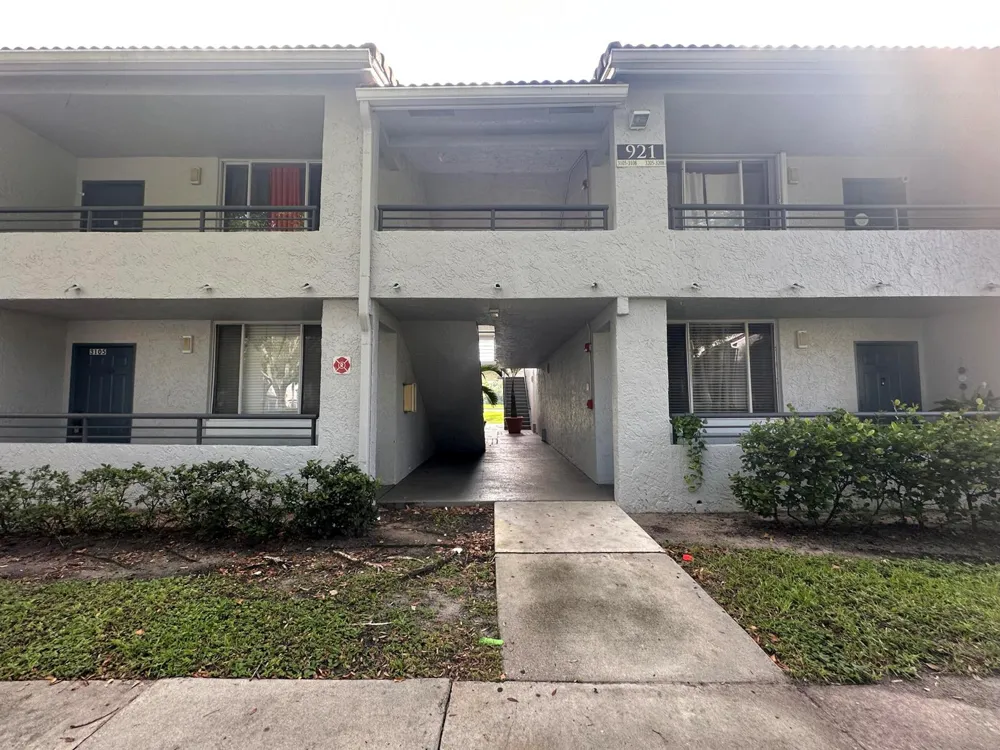 921 Lyons Road #3206 Coconut Creek, FL 33063