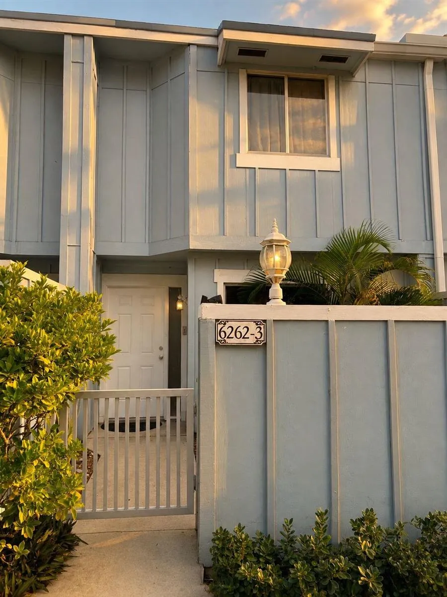 6262 RIVERWALK LANE #3 Jupiter, FL 33458