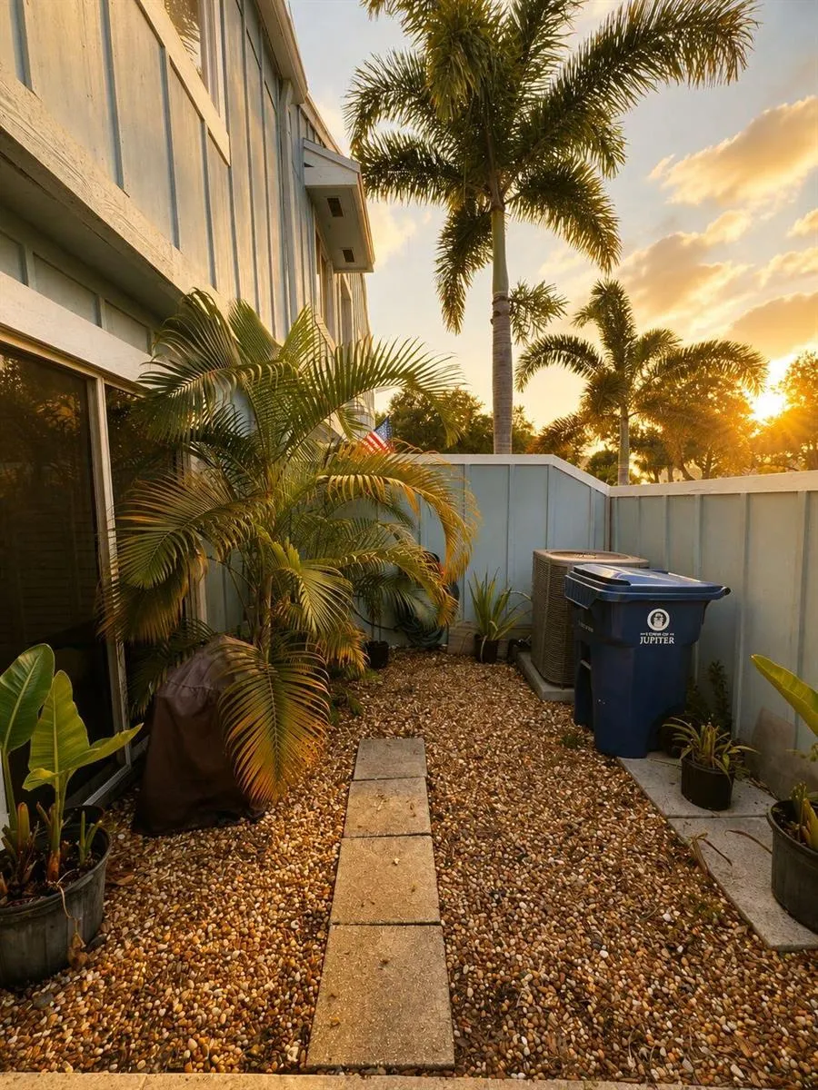 6262 RIVERWALK LANE #3 Jupiter, FL 33458