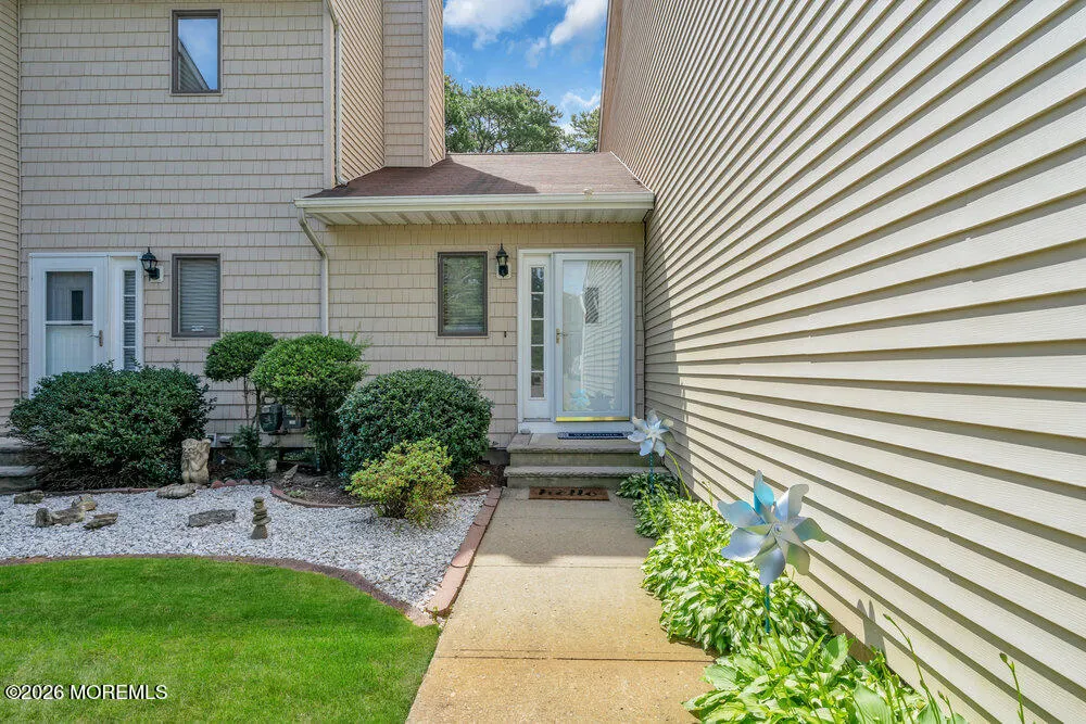 5 S Sailors Quay Drive Brick, NJ 08723