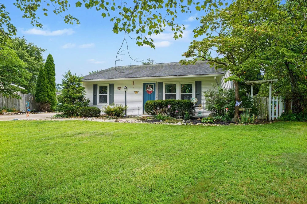 2423 Eastfield Drive Niles Township, MI 49120