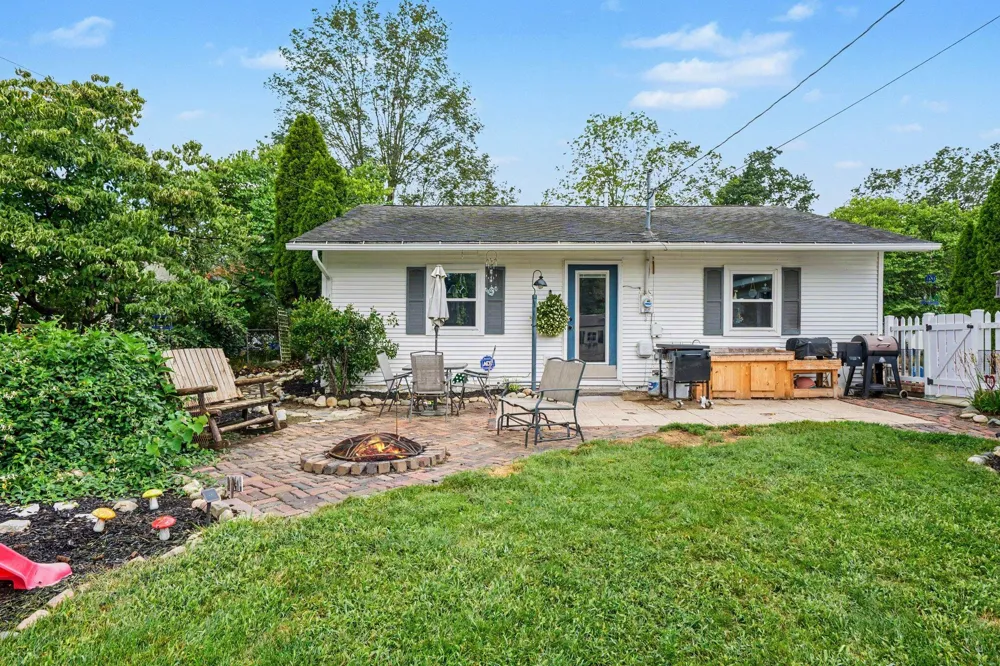 2423 Eastfield Drive Niles Township, MI 49120