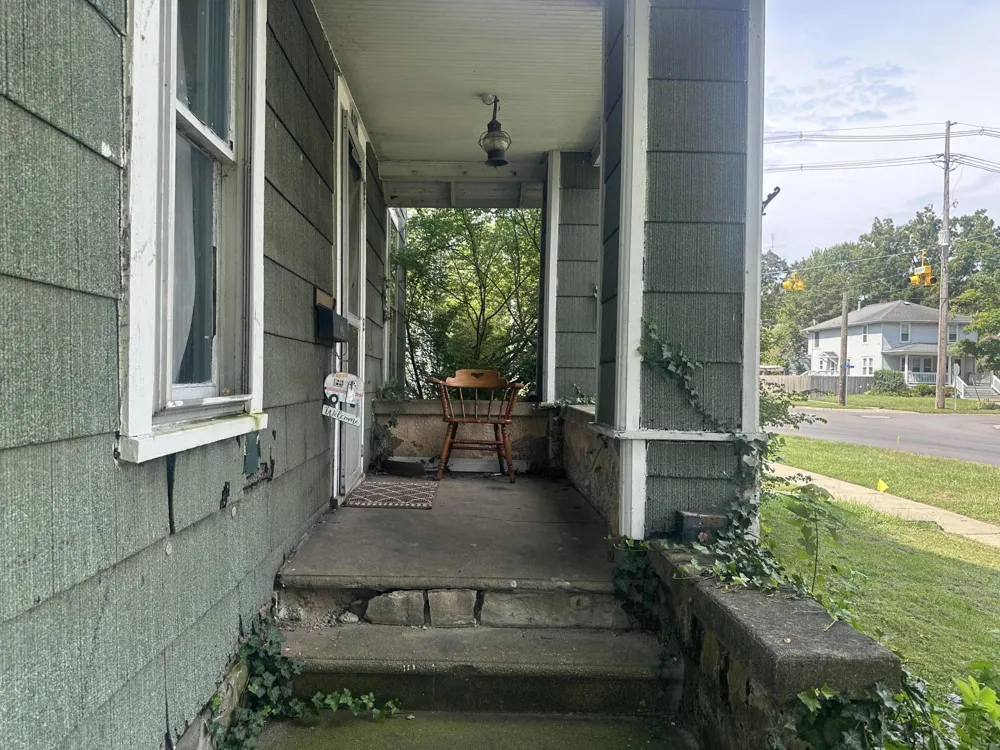 418 W Main Street Niles City, MI 49120
