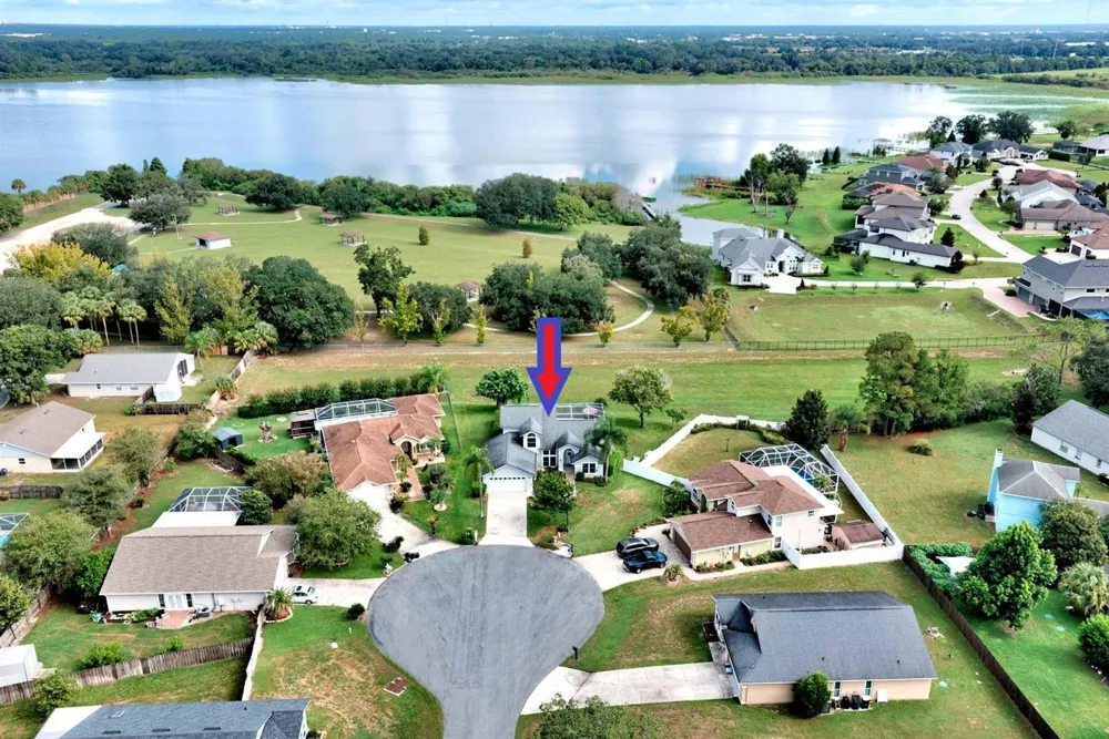 5100 ST LUCIA DRIVE Lakeland, FL 33812