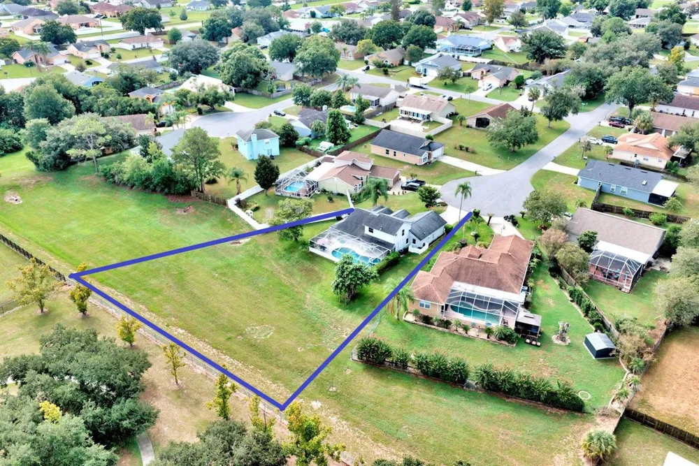 5100 ST LUCIA DRIVE Lakeland, FL 33812