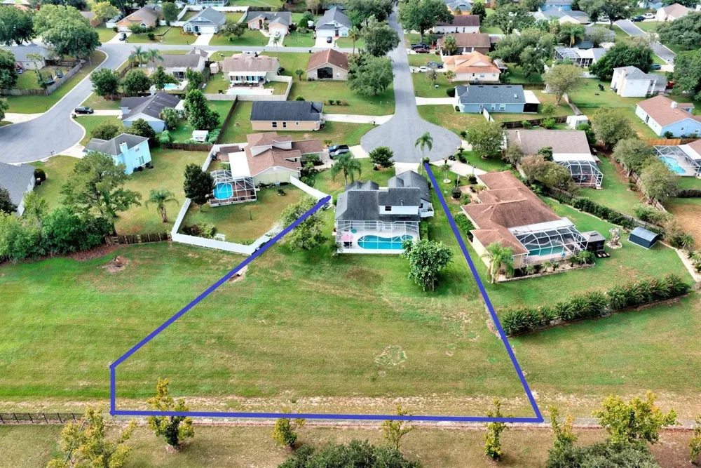 5100 ST LUCIA DRIVE Lakeland, FL 33812