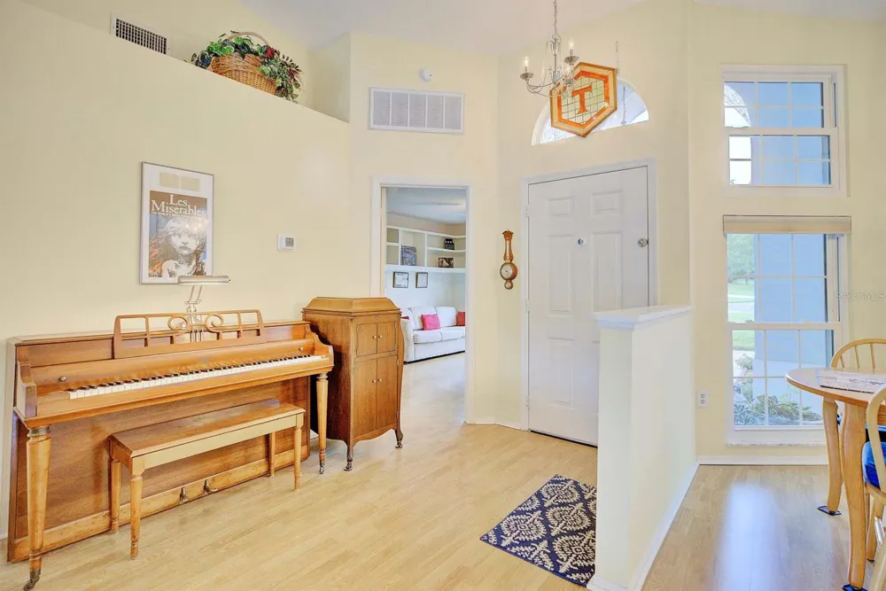 5100 ST LUCIA DRIVE Lakeland, FL 33812