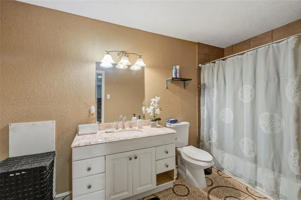 12331 Silo Lane Houston, TX 77071