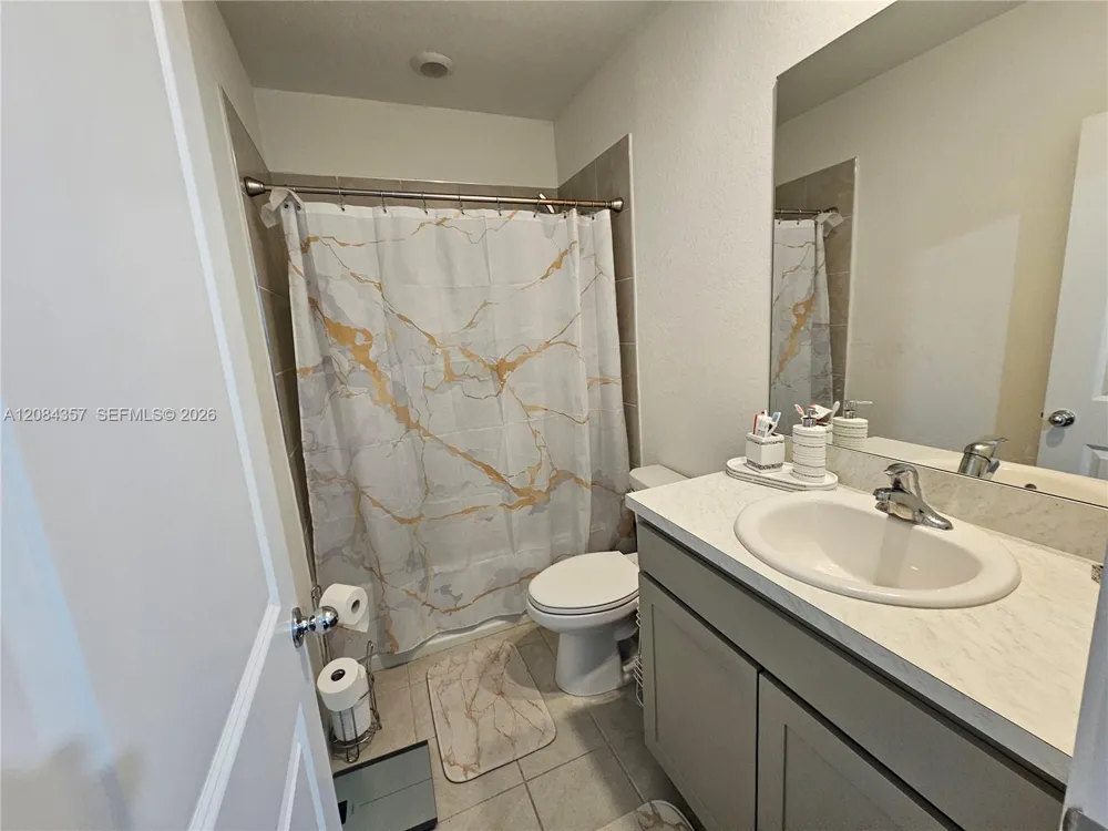 300 NE 12th St Florida City, FL 33034