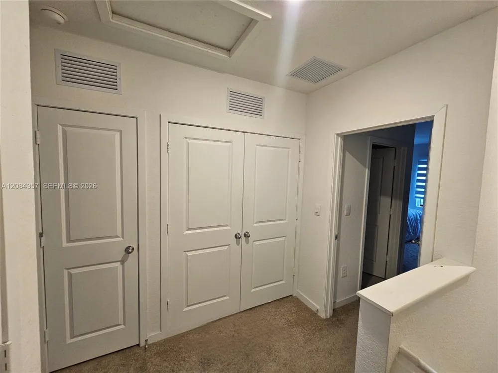 300 NE 12th St Florida City, FL 33034
