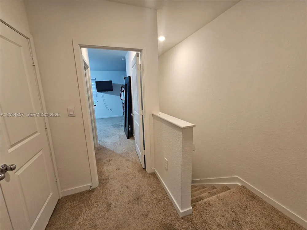 300 NE 12th St Florida City, FL 33034