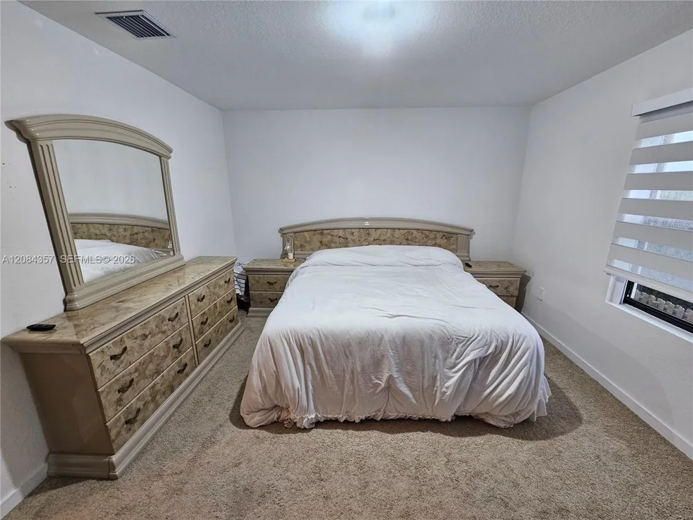 300 NE 12th St Florida City, FL 33034