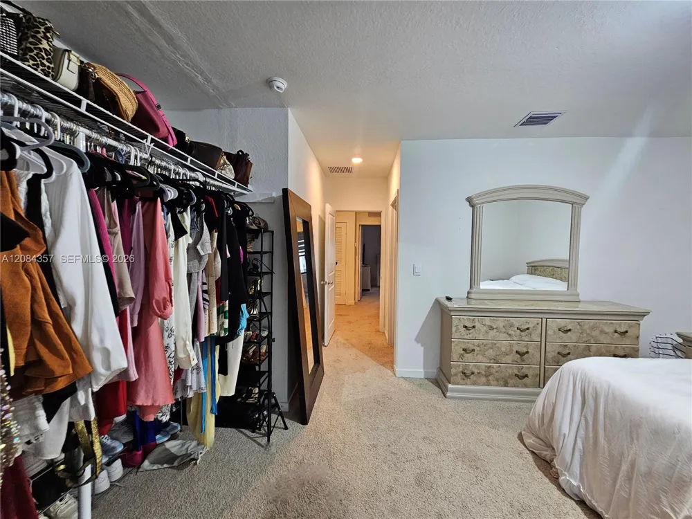 300 NE 12th St Florida City, FL 33034