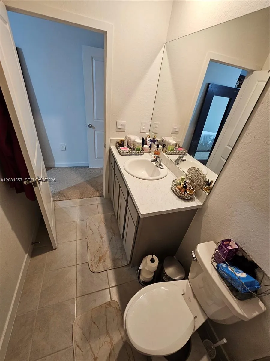 300 NE 12th St Florida City, FL 33034