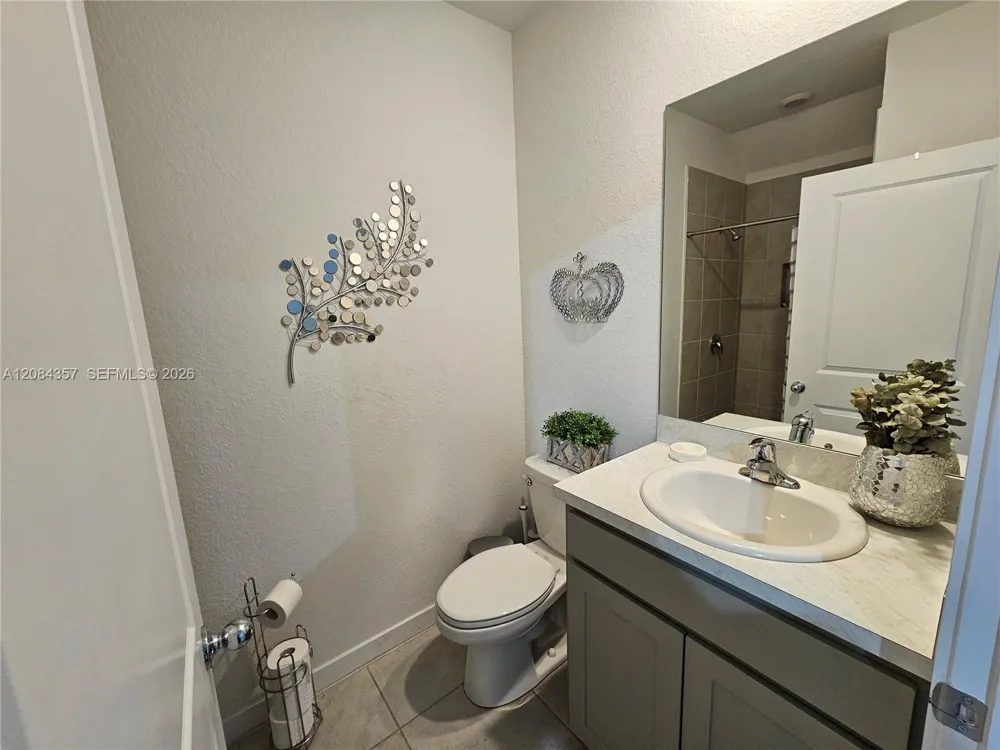 300 NE 12th St Florida City, FL 33034