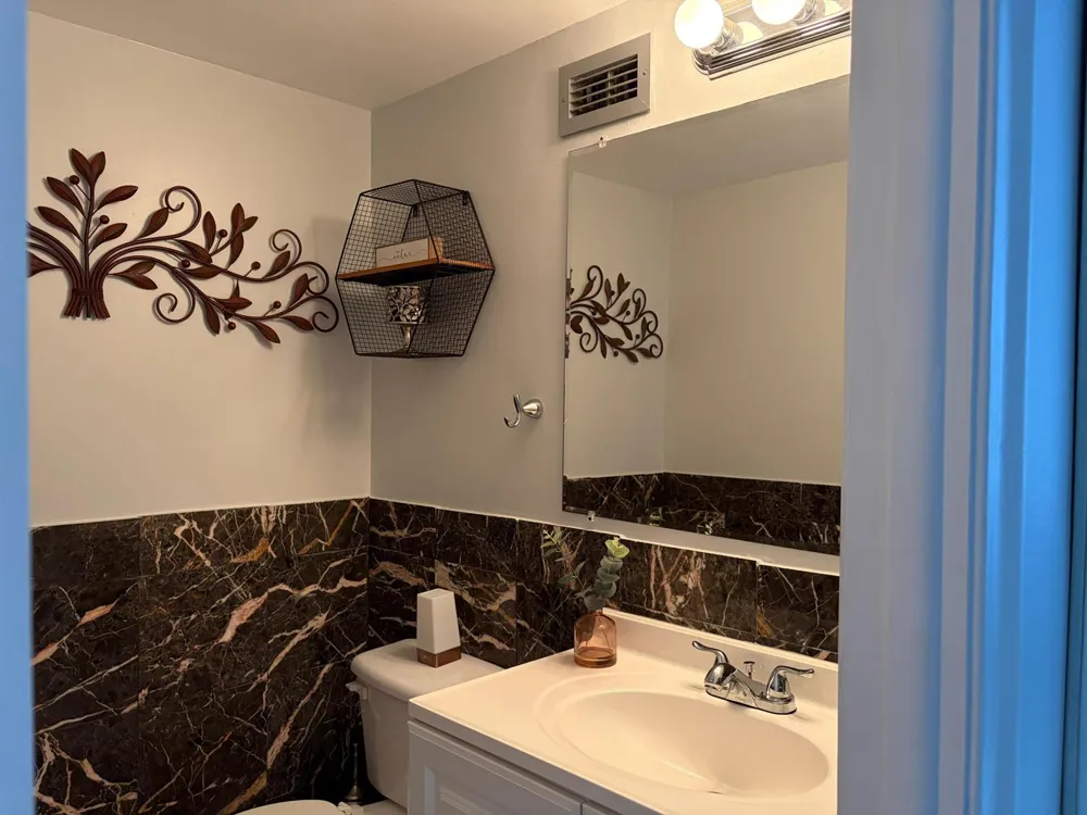 137 GOLDEN ISLES DRIVE #412 Hallandale Beach, FL 33009