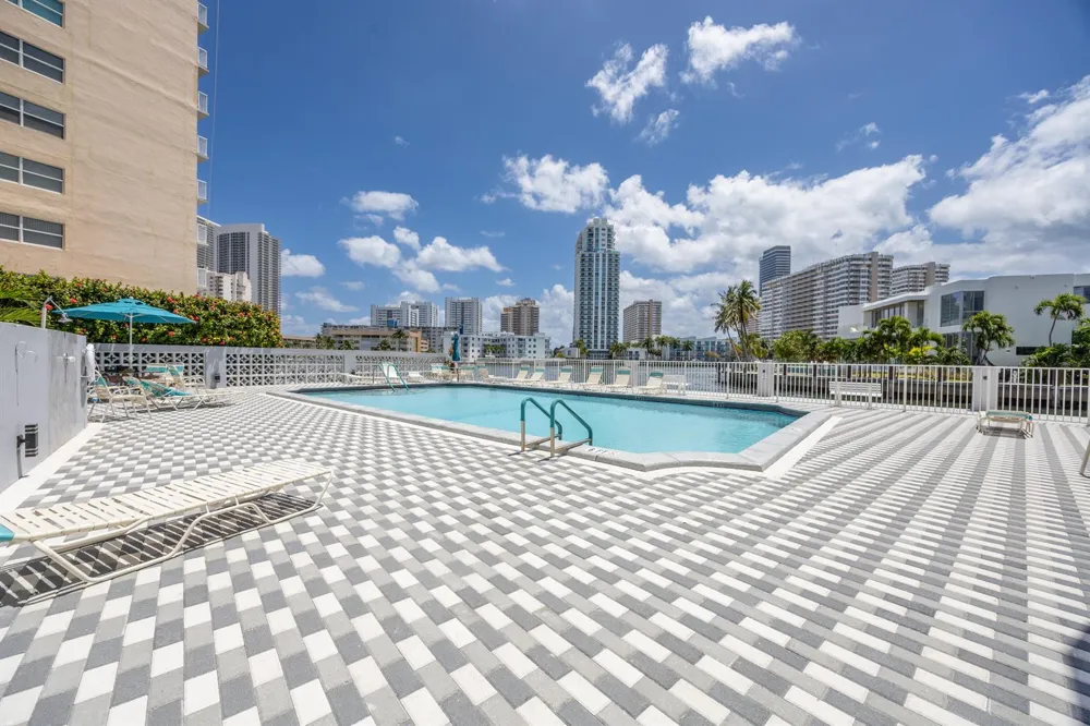 137 GOLDEN ISLES DRIVE #412 Hallandale Beach, FL 33009