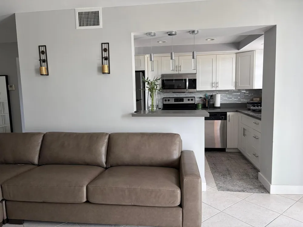 137 GOLDEN ISLES DRIVE #412 Hallandale Beach, FL 33009