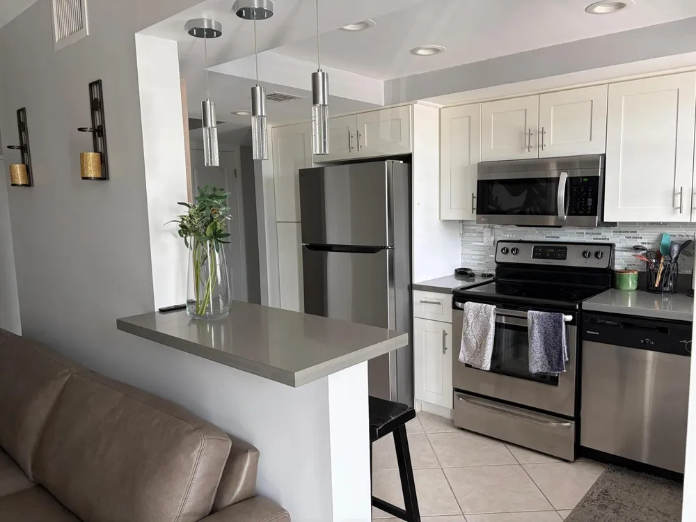 137 GOLDEN ISLES DRIVE #412 Hallandale Beach, FL 33009