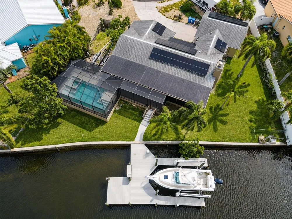 6530 BIMINI COURT Apollo Beach, FL 33572