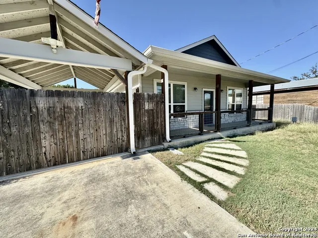 2029 BLUERIDGE DR Canyon Lake, TX 78133