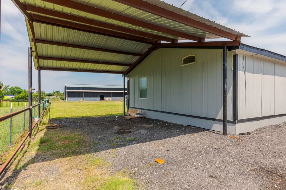 4622 County Road 1081 Princeton, TX 75407