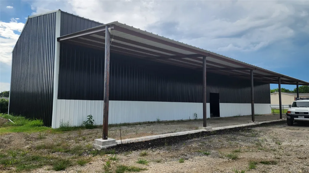 4622 County Road 1081 Princeton, TX 75407
