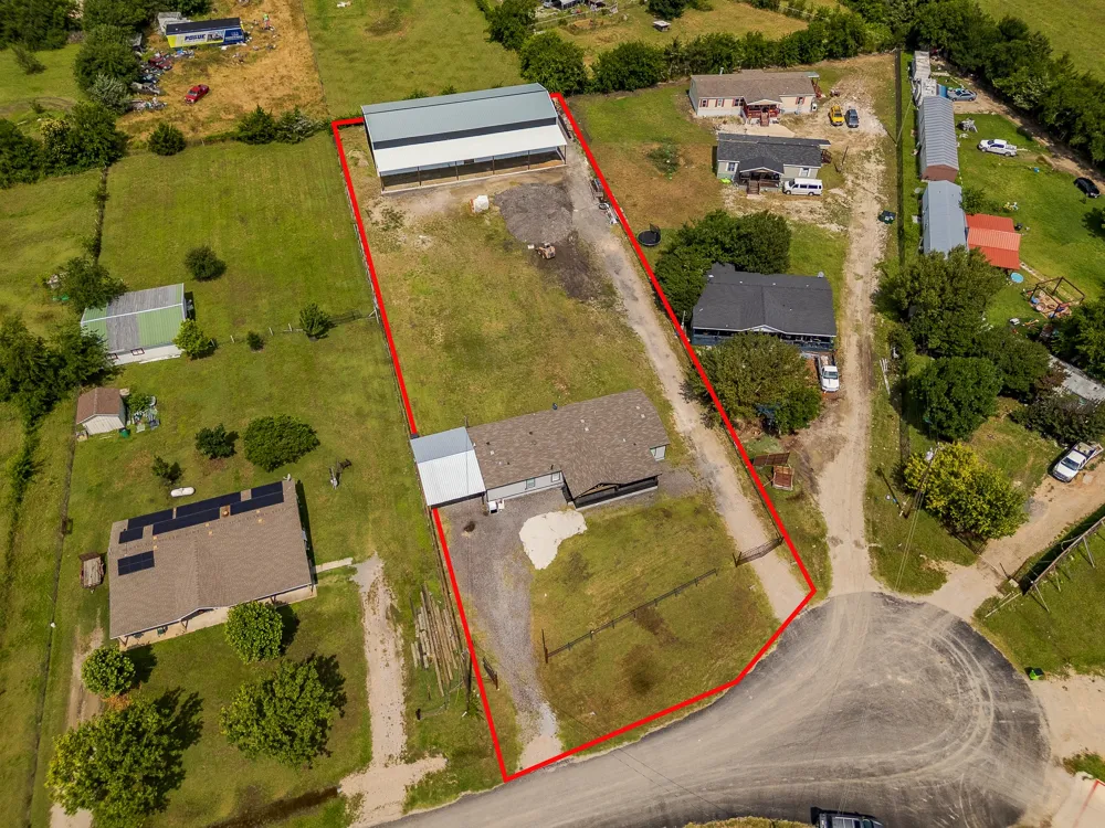 4622 County Road 1081 Princeton, TX 75407