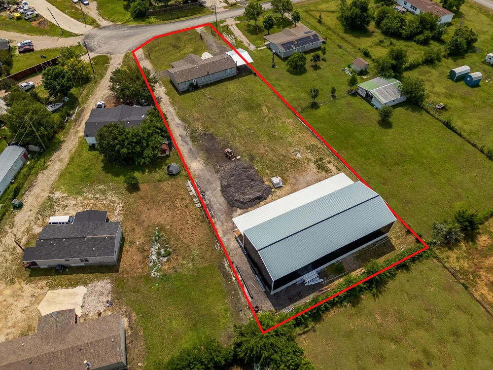 4622 County Road 1081 Princeton, TX 75407
