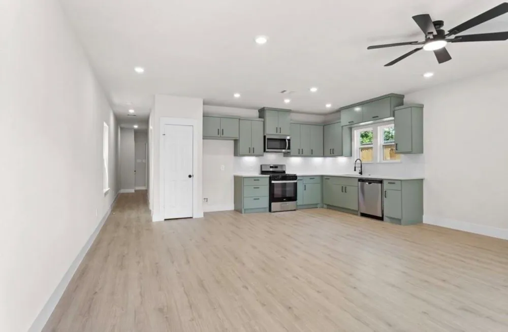 1101 Wooding Street Houston, TX 77011