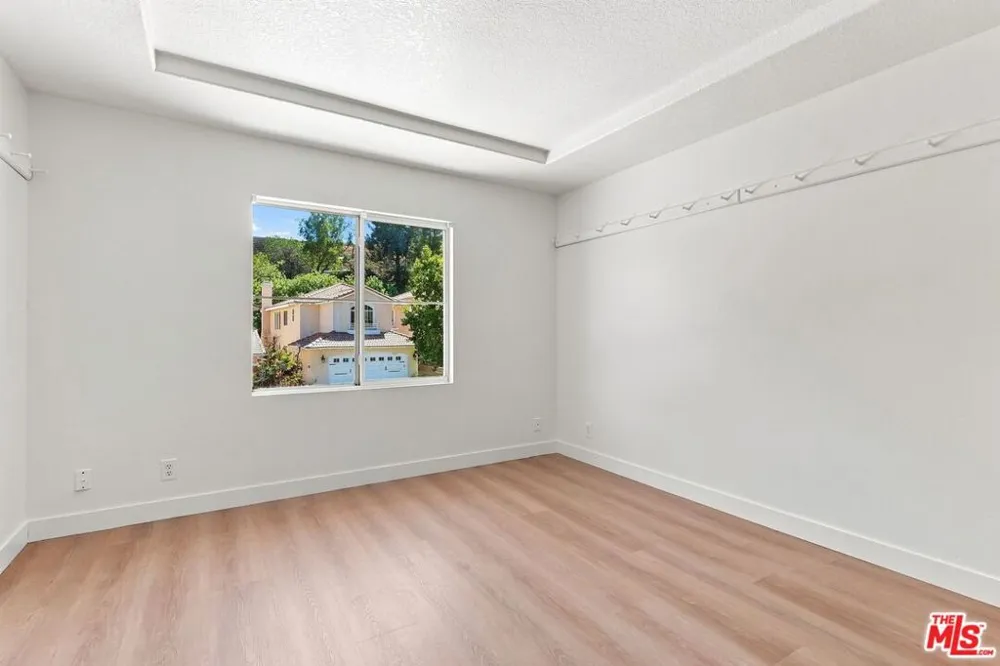 19327 Ackerman Avenue Santa Clarita, CA 91321