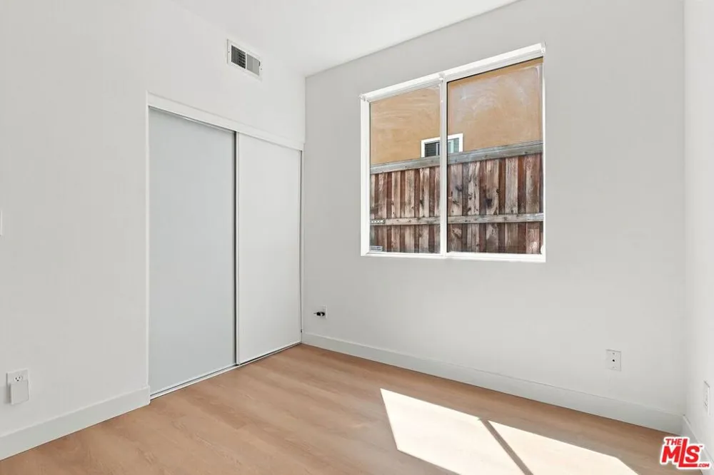 19327 Ackerman Avenue Santa Clarita, CA 91321