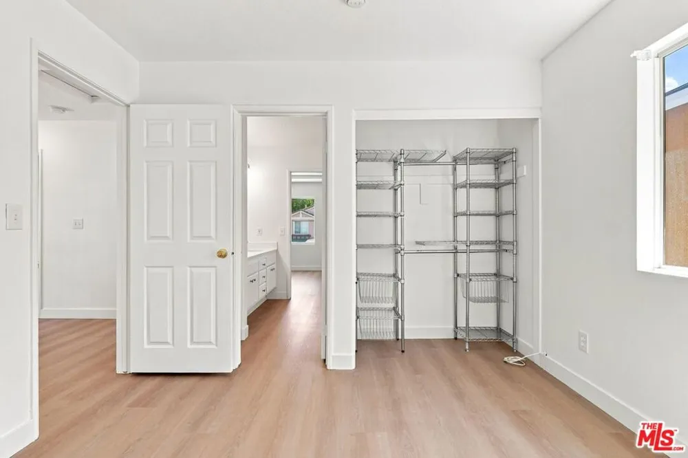 19327 Ackerman Avenue Santa Clarita, CA 91321