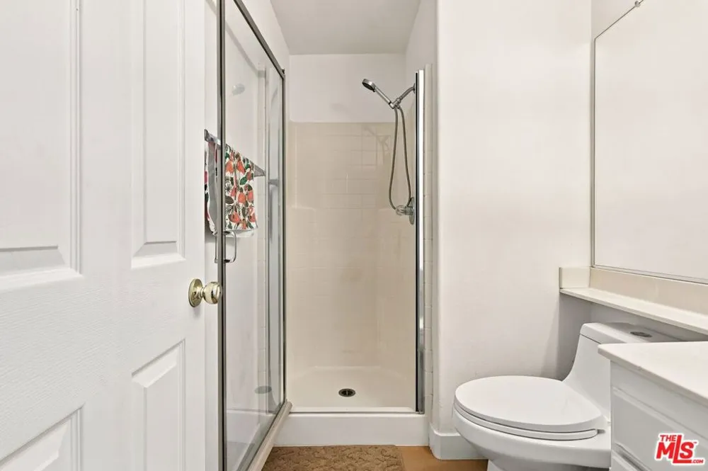 19327 Ackerman Avenue Santa Clarita, CA 91321