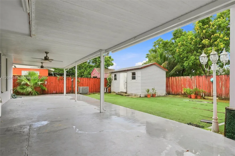 11050 SW 160th St #11050 Miami, FL 33157
