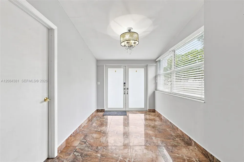 11050 SW 160th St #11050 Miami, FL 33157