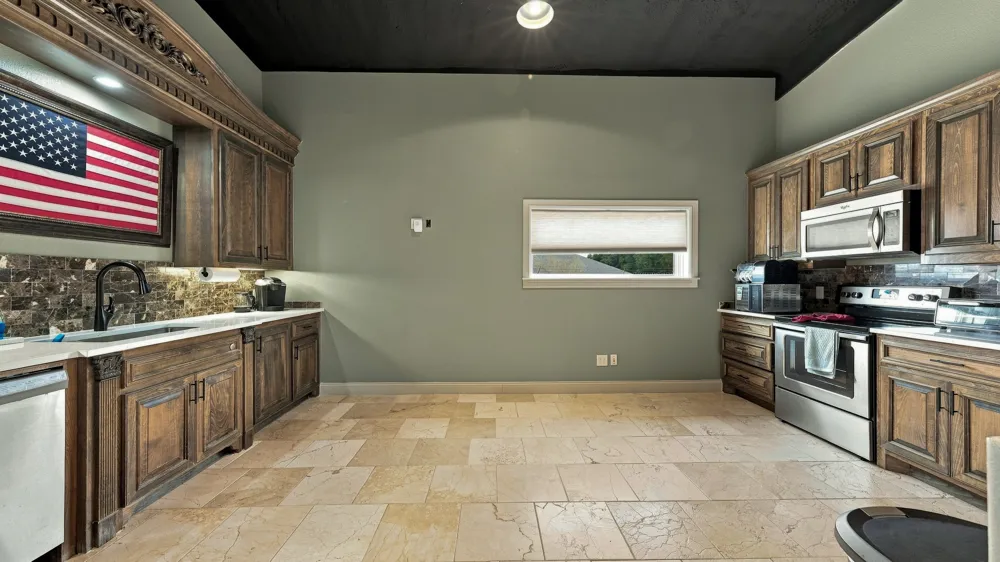 207 Eastridge Road Granbury, TX 76049