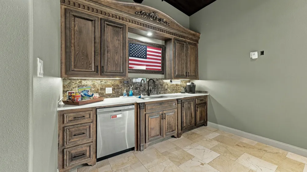 207 Eastridge Road Granbury, TX 76049