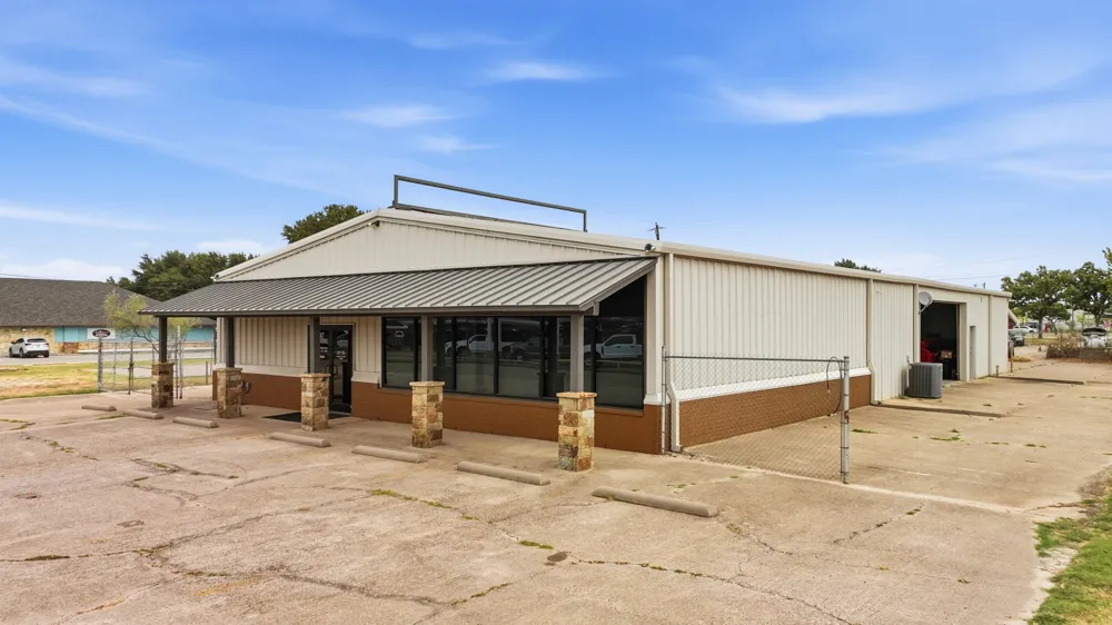 207 Eastridge Road Granbury, TX 76049