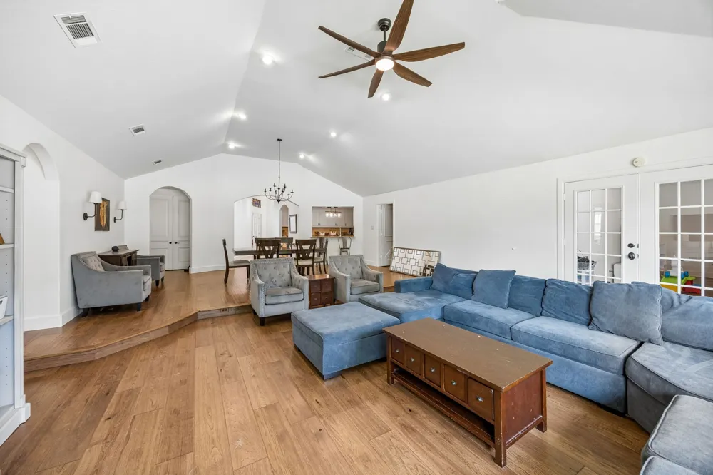 455 Love Henry Court Southlake, TX 76092