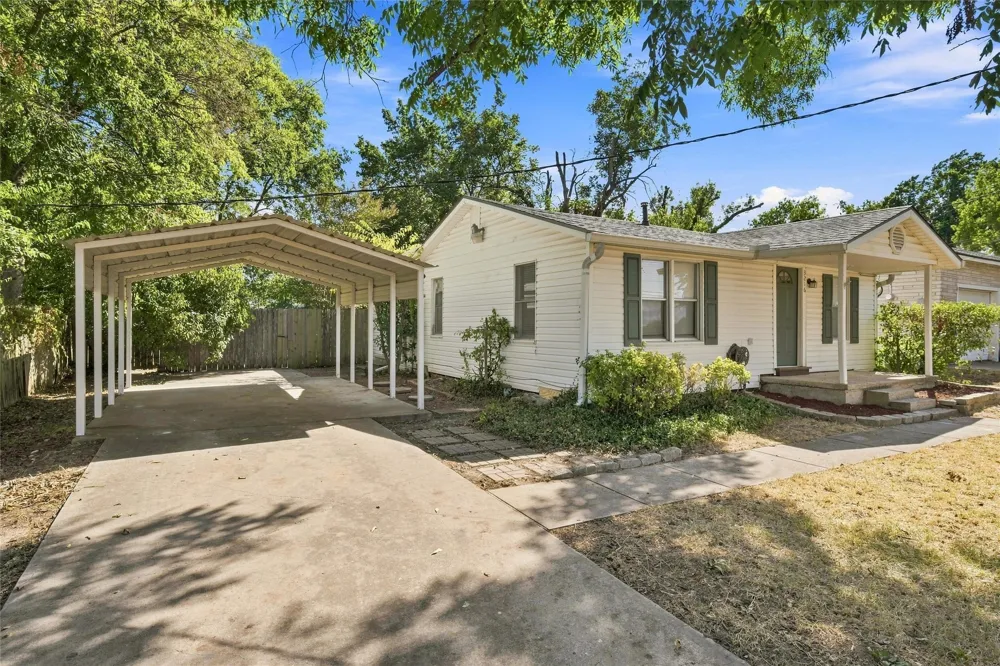 3216 Pewitt Drive Waco, TX 76706