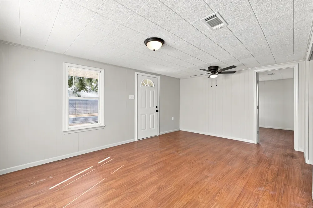 3216 Pewitt Drive Waco, TX 76706