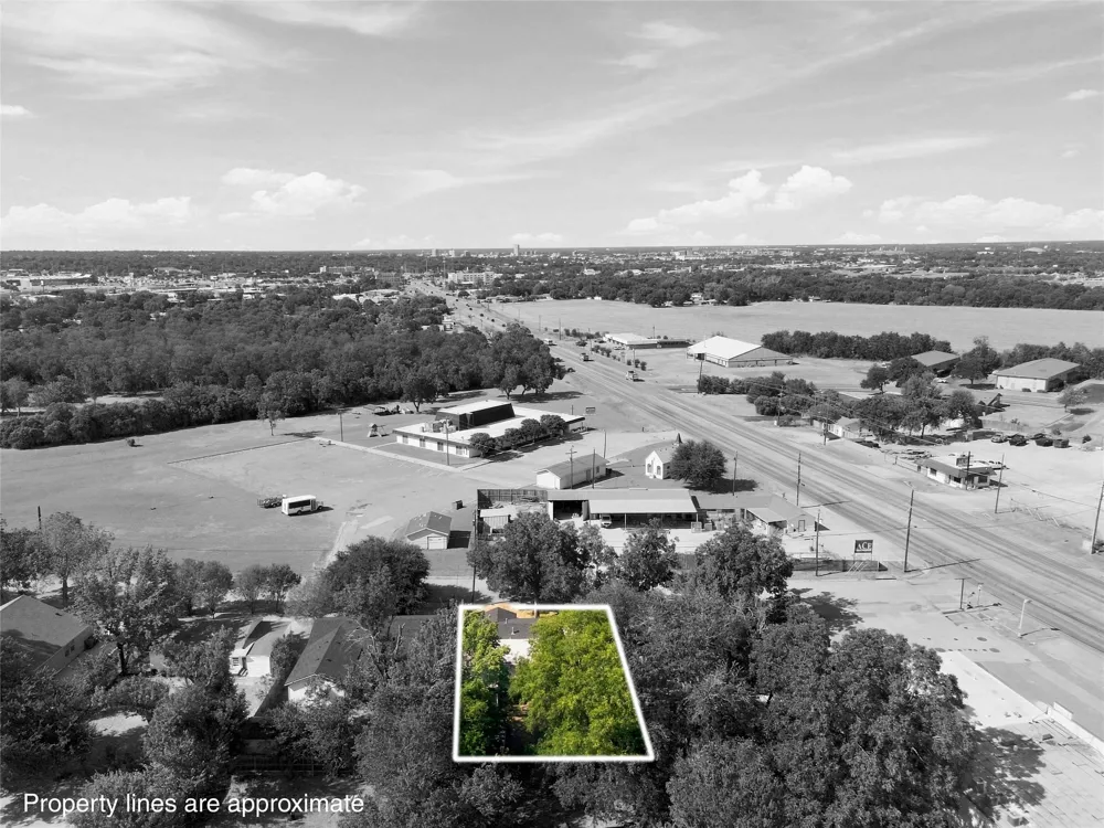 3216 Pewitt Drive Waco, TX 76706