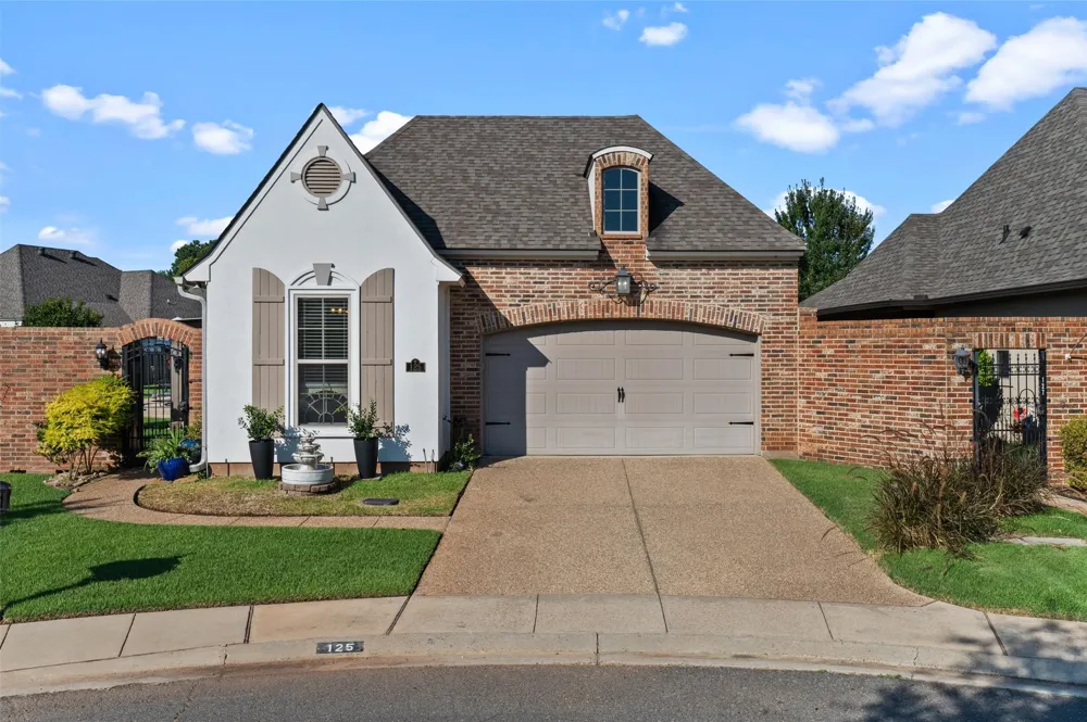 125 Andrew Place Bossier City, LA 71111